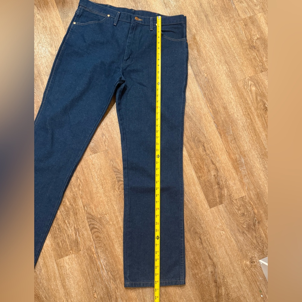 Wrangler Men's Deep Blue Straight Jeans - Picture 4 of 7